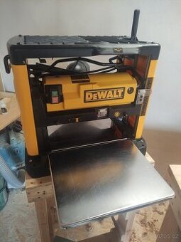 DeWALT DW733 Protahovačka