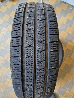 zimní pneu 215/70/15