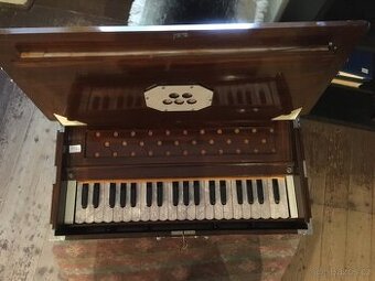 Harmonium 3,5 oktáv
