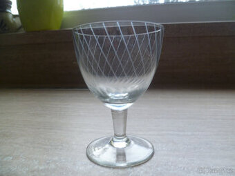 Skleničky na víno sada 4 ks levně