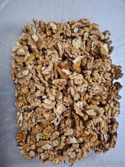 Vlašské ořechy loupané