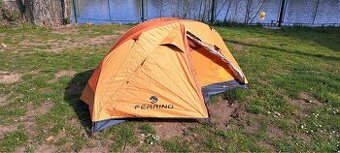 FERRINO SOLO expediční stan pro 1 osobu Solo
