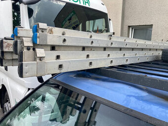 Dvoudílný žebřík pracovní výška 7m a zavřený 3,5m