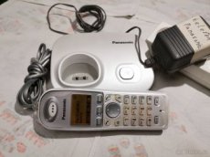 Bezdrátový telefon  Panasonic