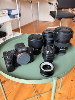 Kompletní foto set Sony A7 III + objektivy + filtry + příslu