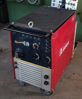 Profesionální MIG/MAG svářečka Selco Neomig 410