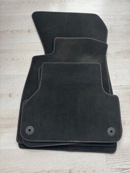 AUDI A4 (B9/8W) koberečky orig.