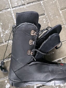 Snowboard boty