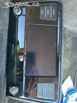 Radio swing 5E0 035 867 G Škoda Octavia 3