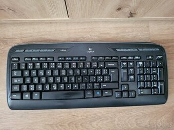 Logitech K330 - bezdrátová klávesnice