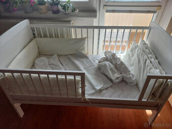 Dětská postýlka Scarlett 140 x 70 cm