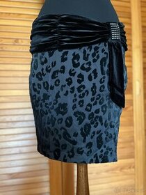 Nová společenská černá sukně vel 40 (L) - 1