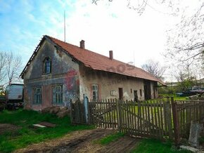 Prodej domu k demolici v obci Dolní Roveň - Komárov - 1