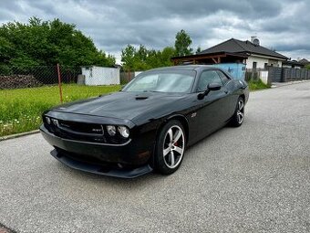 Dodge Challenger 6.4 SRT 392