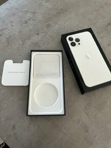 Krabicka od iphone 13 pro max