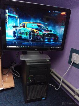Počítač Fujitsu + monitor HP