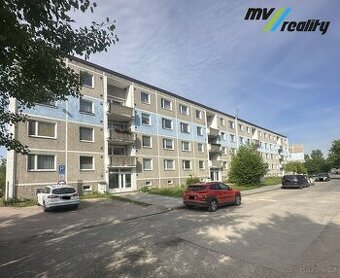 Milovice - Boží dar. Pronájem bytu 2+1, 64m2 s balkónem 4m2