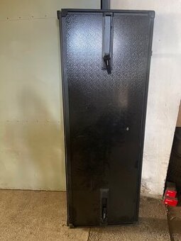 Kryt korby Dodge ram 5.7ft korba