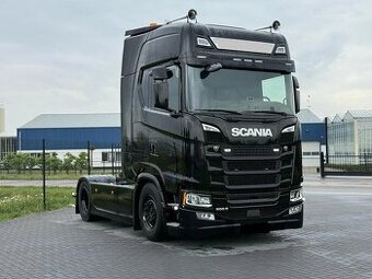 Scania S500 - tahač návěsů s kompresorem