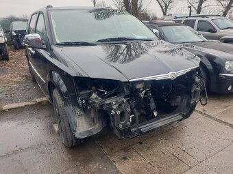 Chrysler Grand Voyager celek na díly prodám