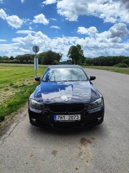 BMW E90 330i LCI