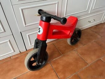 Detske odrazedlo-motorka