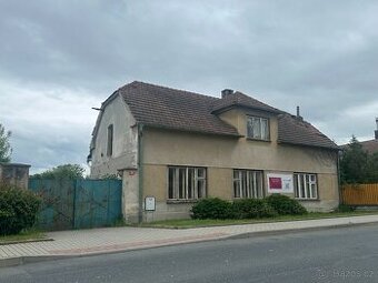 Prodej rodinného domu s velkým pozemkem – Běrunice