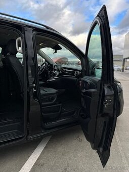 Pronájem minivanu Mercedes-Benz V - 1