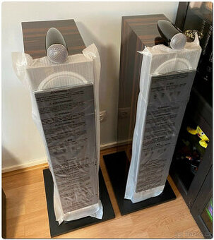 Pár reproduktorů Bowers & Wilkins 702 Signature Datuk Gloss