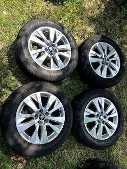 Zimni Kola Peugeot 5008 5x108 215/65 R17 ET42