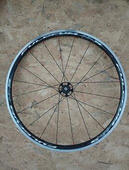 Zadní kolo Fulcrum Racing 5, 28" s kazetou Ultegra