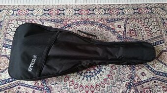 Elektroakusticka cestovni kytara Yamaha APX T2