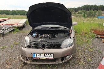 Prodám bourané auto