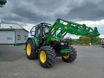 Lesní traktor JOHN DEERE 6120M