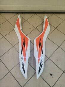 Prsíčka na KTM 690 2019