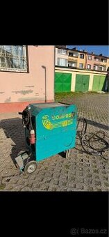 Průmyslový CO₂/MAG svářecí poloautomat Compact C428WN n1