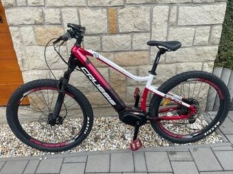 Crussis E-Guera 8.7 M - najeto pouze 439 Km