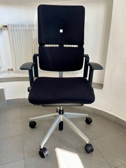 kancelářská židle Steelcase Please