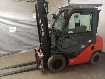 Vysokozdvižný vozík Toyota Tonero HST25