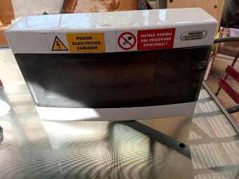 Rozvaděč, rozvodnice, rozvodná skříň