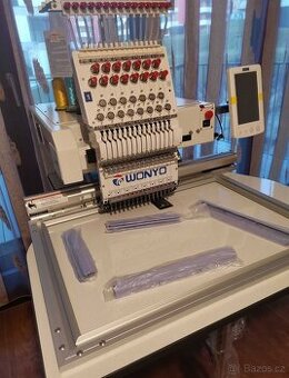 Vyšívací stroj WYQ1501L