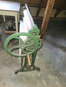 Mandl starožitná krásná funkční dekorace úzký ke zdi - Děčín