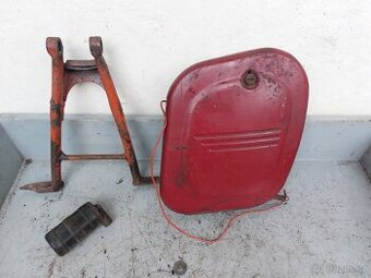 Pulbuben zelezny stojan, krasny kastlik