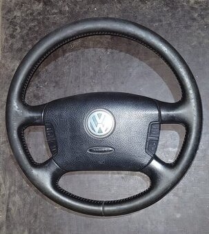 Prodám různé volanty na vw , škoda , mercedes