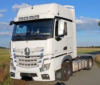 Mercedes Actros
