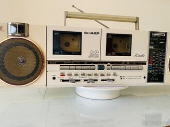 Radiomagnetofon Sharp QT 89HW, rok 1986