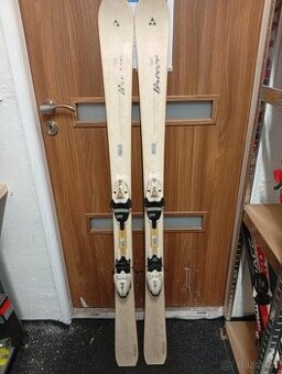 Dámské lyže Fischer Freeze 148cm