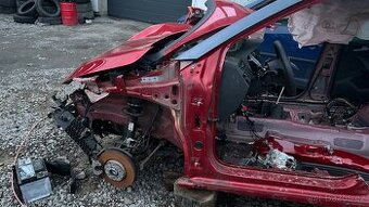 Levá přední část- práh, sloupek, podběh, nosník Seat Arona