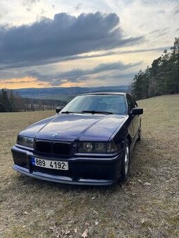 BMW e36 compact Techno violet