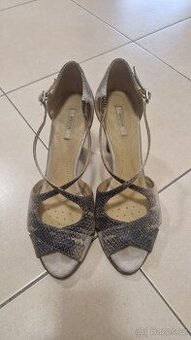 Geox, páskové lodičky, vel. 39